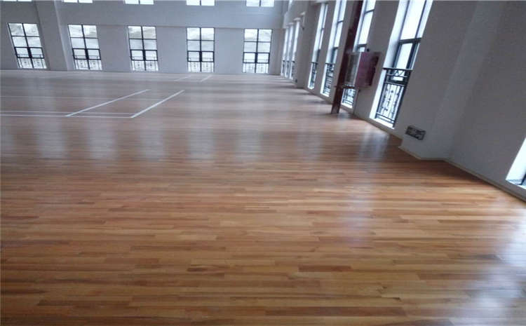 楓樺木籃球場木地板每平米**