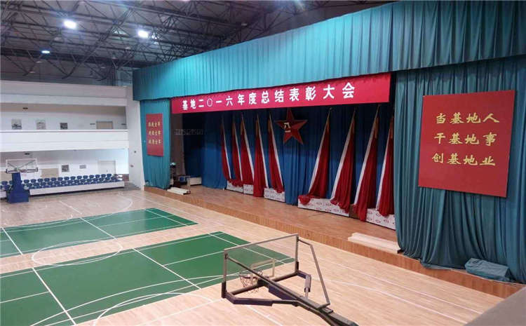 五角楓乒乓球館木地板**是多少錢?